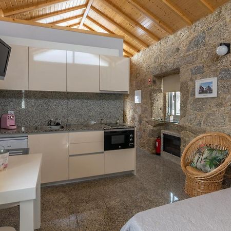 Aldeamento Casas Do Alto Do Vez Lägenhet Balouta Exteriör bild