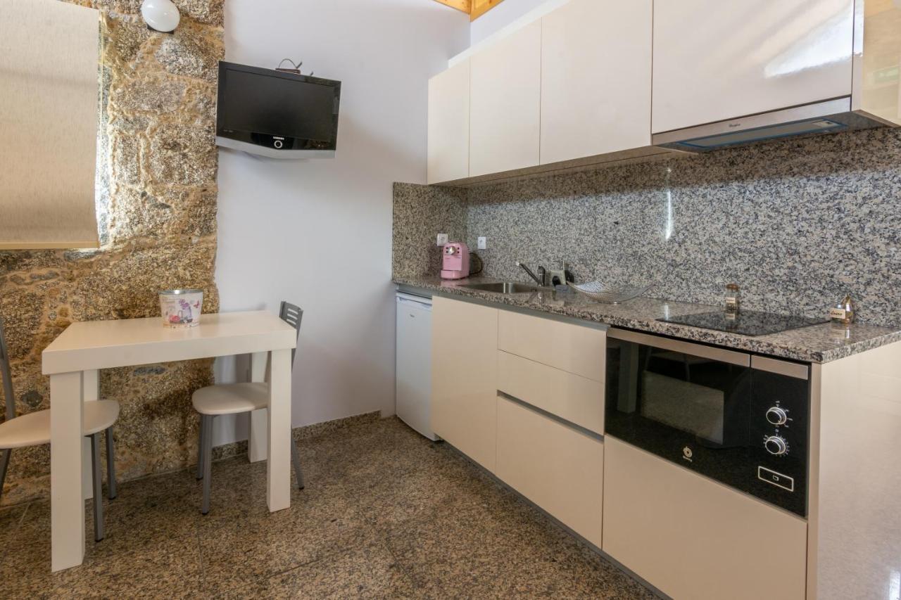 Aldeamento Casas Do Alto Do Vez Lägenhet Balouta Exteriör bild