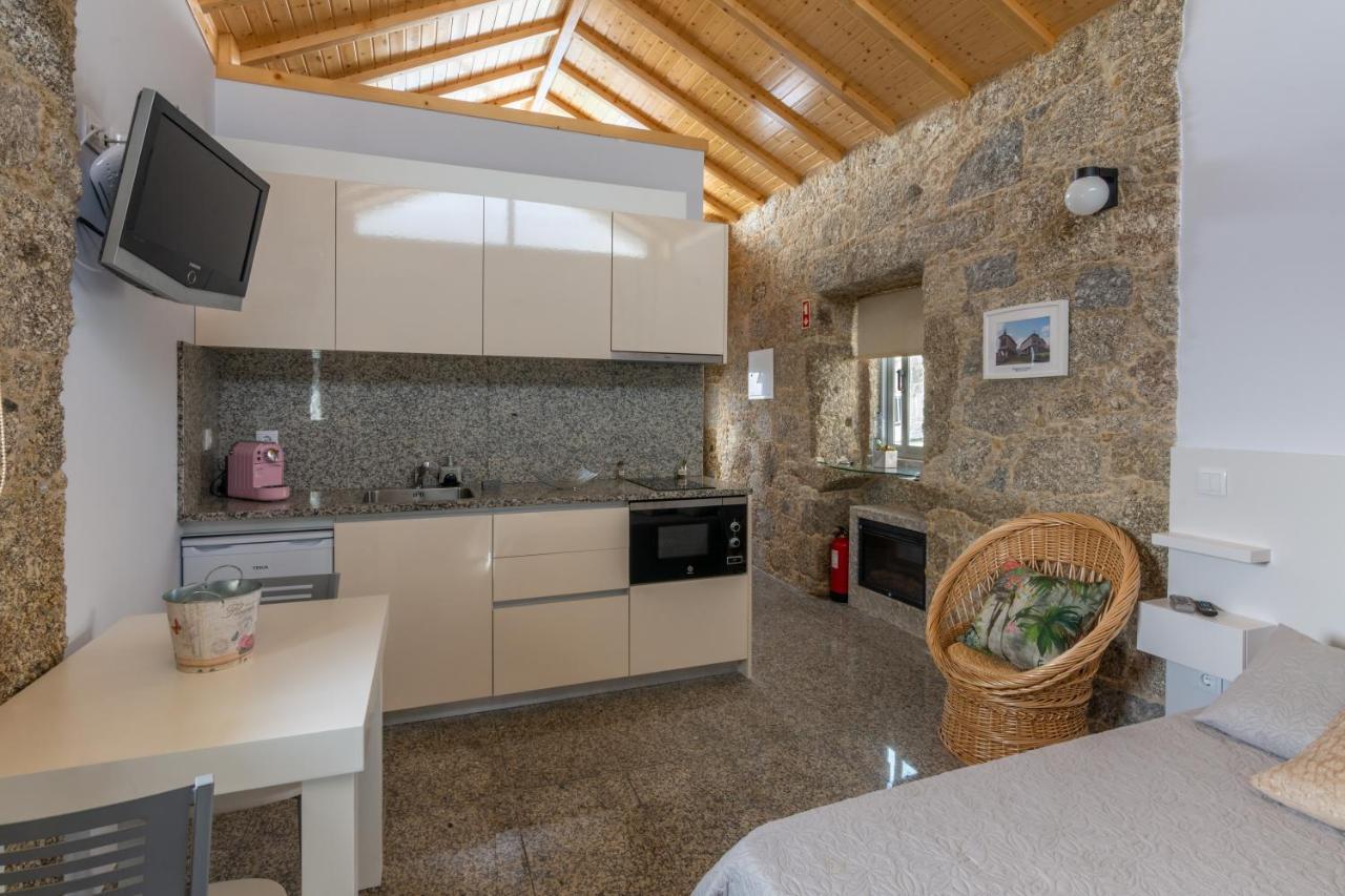 Aldeamento Casas Do Alto Do Vez Lägenhet Balouta Exteriör bild