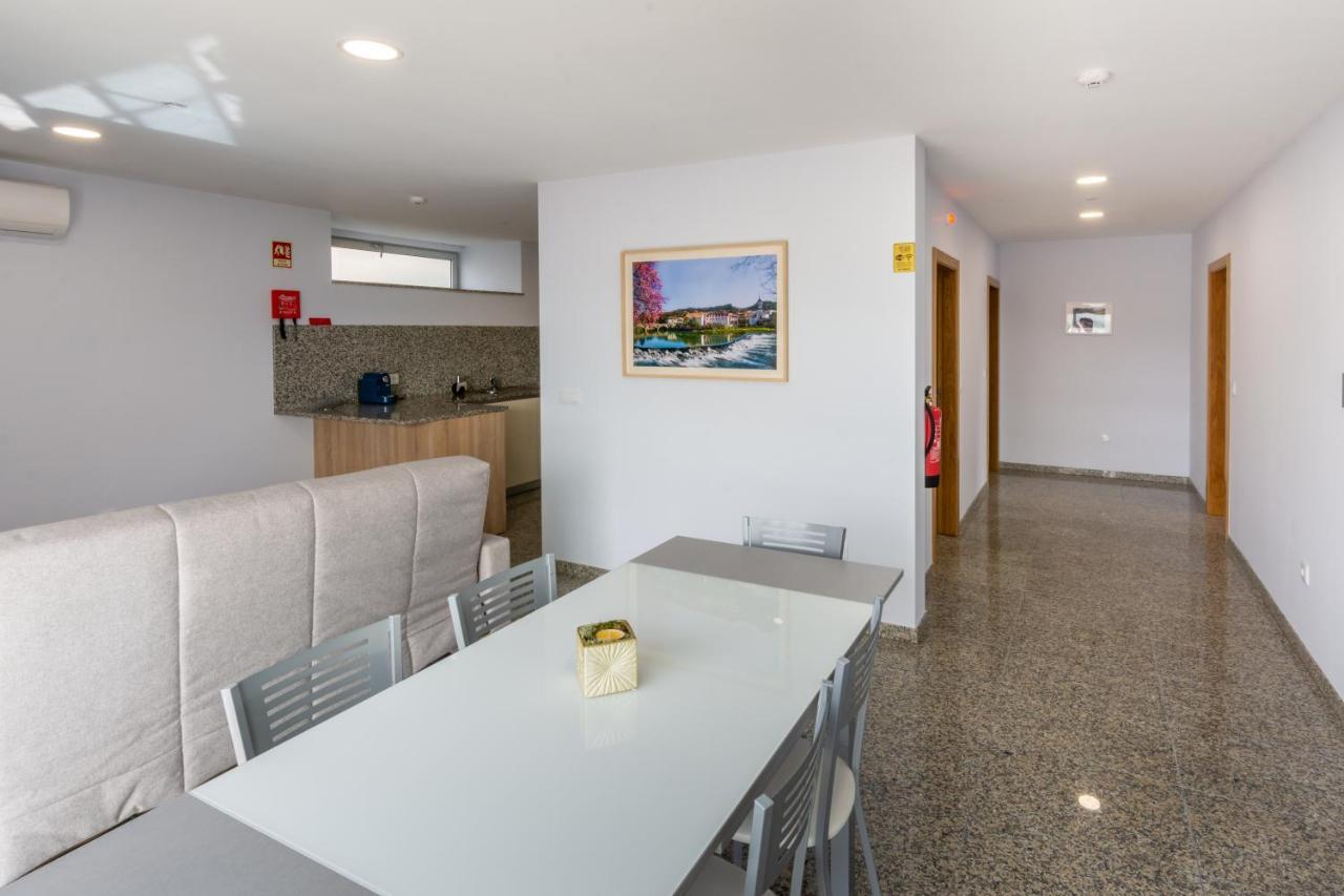Aldeamento Casas Do Alto Do Vez Lägenhet Balouta Exteriör bild