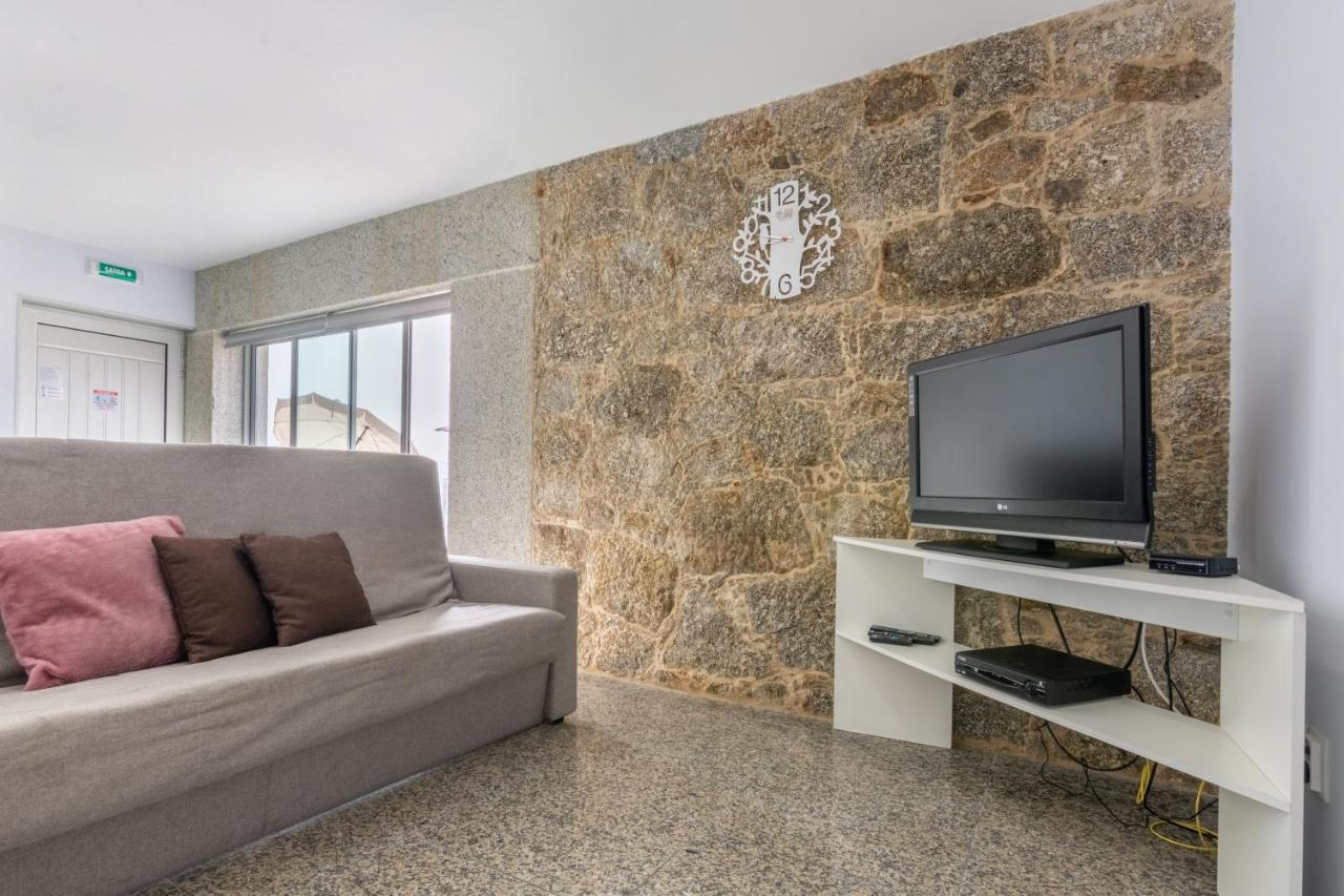 Aldeamento Casas Do Alto Do Vez Lägenhet Balouta Exteriör bild