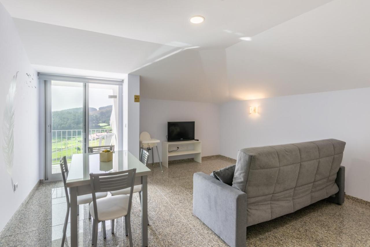 Aldeamento Casas Do Alto Do Vez Lägenhet Balouta Exteriör bild